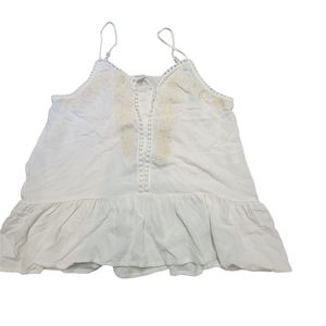 Eyeshadow white cami.        b3